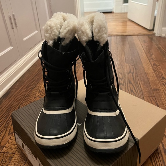 Sorel Winter Carnival Snow Boots Gray Black size 7-NEW - Picture 4 of 6
